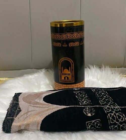 Kabaa Musallah with Tasbeeh ( in cylinder box )  - HL400 